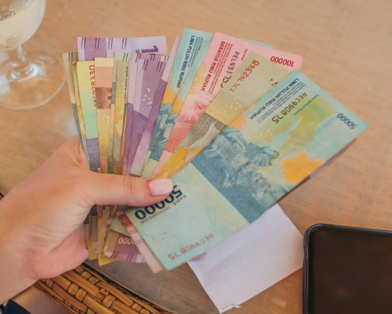 Using ATMs in Bali: withdrawing money, rates, limits, and more!